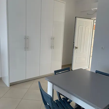 Qeparo Andrea Markou Rooms Exterior photo