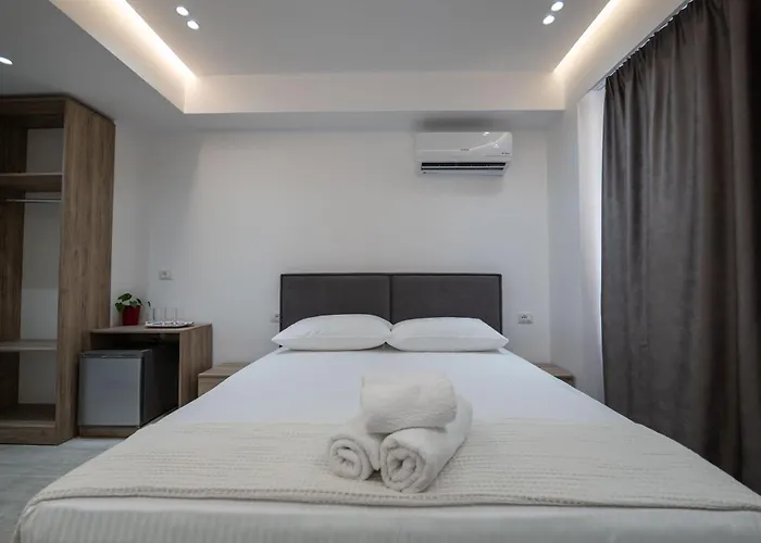 Qeparo Andrea Markou Rooms