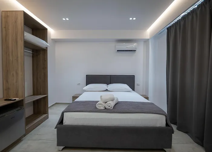 Qeparo Andrea Markou Rooms